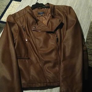 Never worn bomber jacket Brown size extra extra la